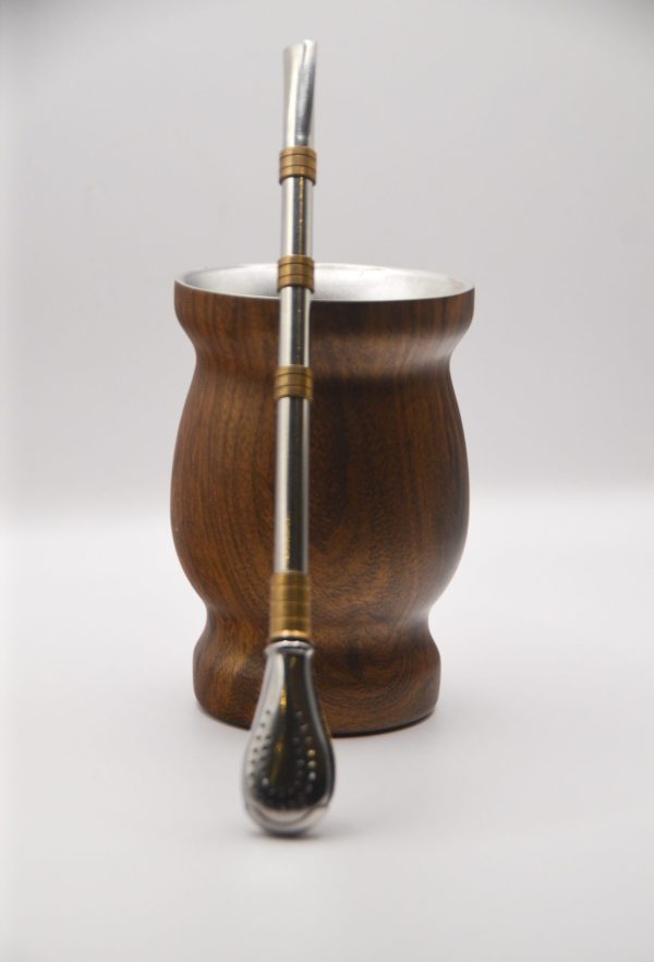 yerba mate cup and straw
